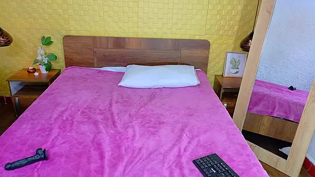 Mrs booty online show from 02.13.25