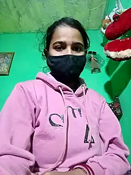 Snapshot of Cuti_jiyax chatting on 12.23.24 Cuti jiyax online show from 12.23.24