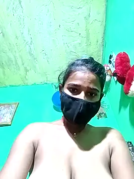 Snapshot of Cuti_jiyax chatting on 12.27.24 Cuti jiyax online show from 12.27.24