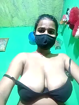 Snapshot of Cuti_jiyax chatting on 12.31.24 Cuti jiyax online show from 12.31.24