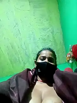 Snapshot of Cuti_jiyax chatting on 02.15.25 Cuti jiyax online show from 02.15.25