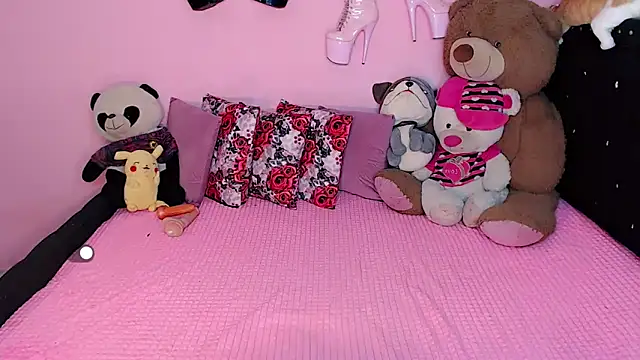 Ciinamonloren online show from 02.05.26