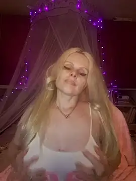 Angeldevilus online show from 07.17.26