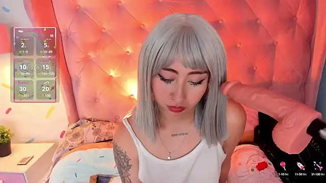 Snapshot of _cloe_martinez chatting on 02.08.25 cloe martinez online show from 02.08.25