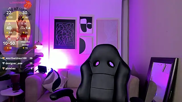 Snapshot of _cloe_martinez chatting on 09.17.25 cloe martinez online show from 09.17.25