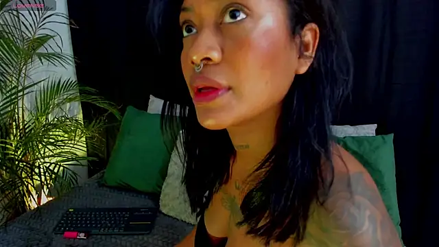 JulianaMiller online show from 06.28.26