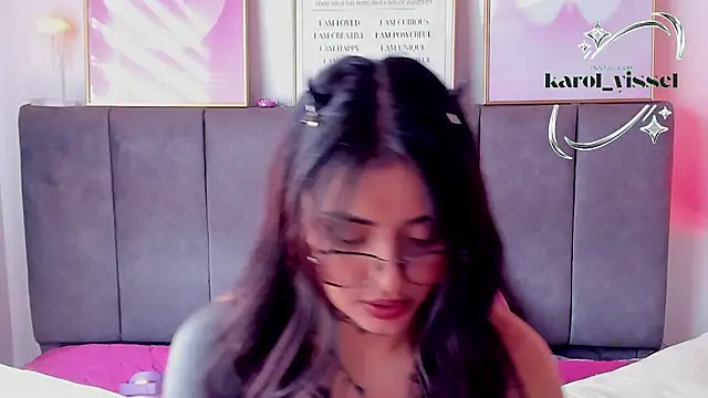 Hinataw33d01 online show from 02.21.26