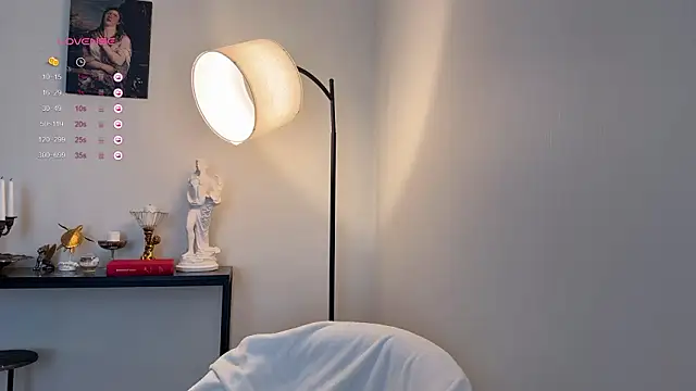 Monika Taylor17 online show from 03.25.26