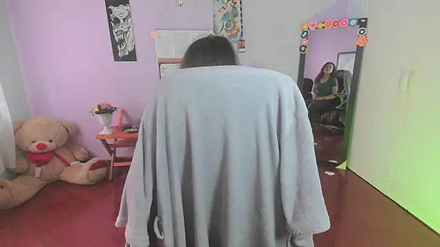 Scarletleon77 online show from 03.10.25