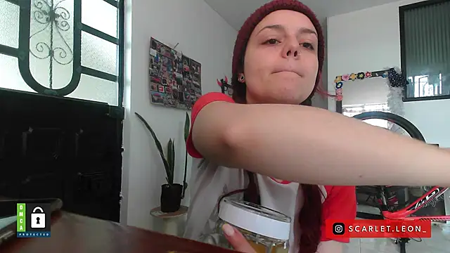 Scarletleon77 online show from 10.06.25