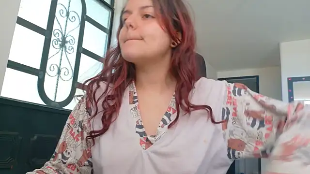 Scarletleon77 online show from 05.20.26