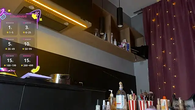 ilona wine online show from 11.16.25