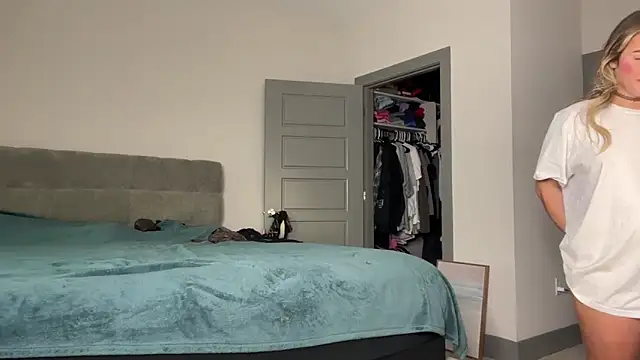 ElenaErickson online show from 01.09.25