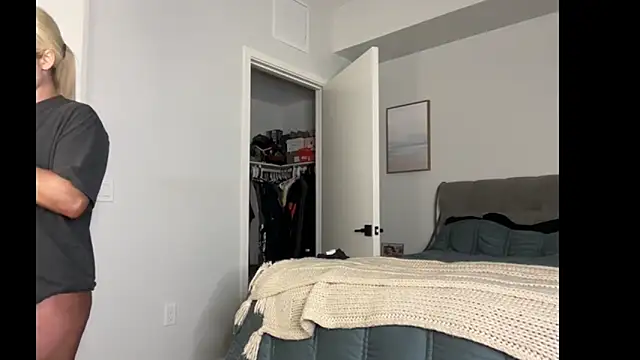 ElenaErickson online show from 01.12.26