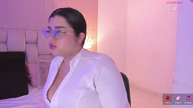 Emilyboobss online show from 03.17.25