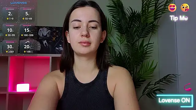 SweetieKendl online show from 02.17.26