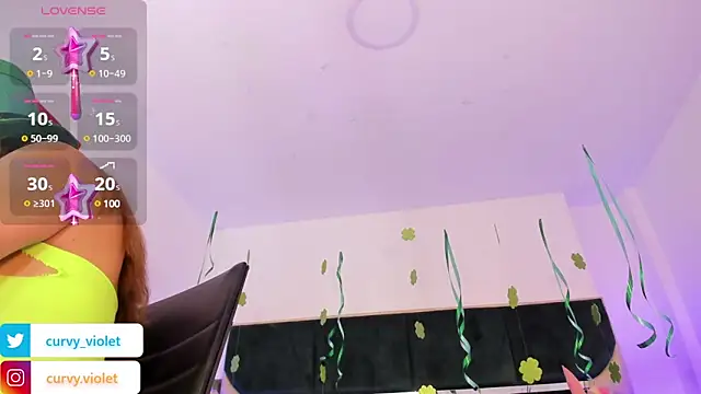 CurvyViolet online show from 03.17.25