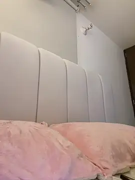 Snapshot of Nathcurly_ chatting on 01.07.26 Nathcurly online show from 01.07.26