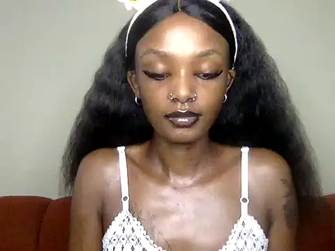 Snapshot of mavelous_mia chatting on 06.25.26 mavelous mia online show from 06.25.26