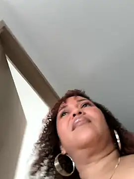 debboraWagner online show from 02.28.25