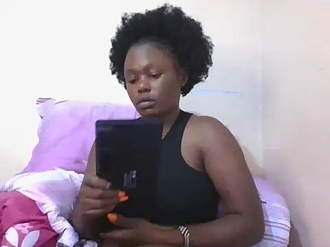 Snapshot of tanishacute chatting on 09.11.25 tanishacute online show from 09.11.25