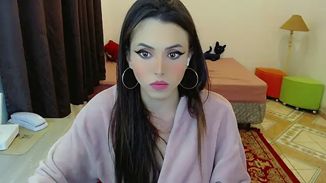 Snapshot of Sophie_Fantasys chatting on 05.10.26 Sophie Fantasys online show from 05.10.26