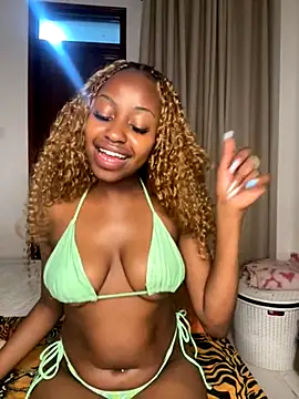 hot daily online show from 12.03.25