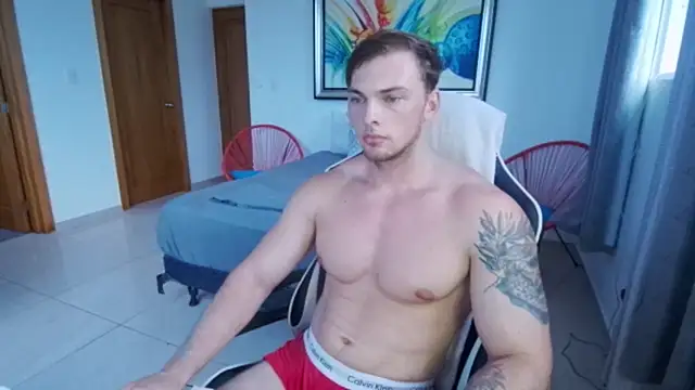 Snapshot of YourHotGreg chatting on 10.04.25 YourHotGreg online show from 10.04.25