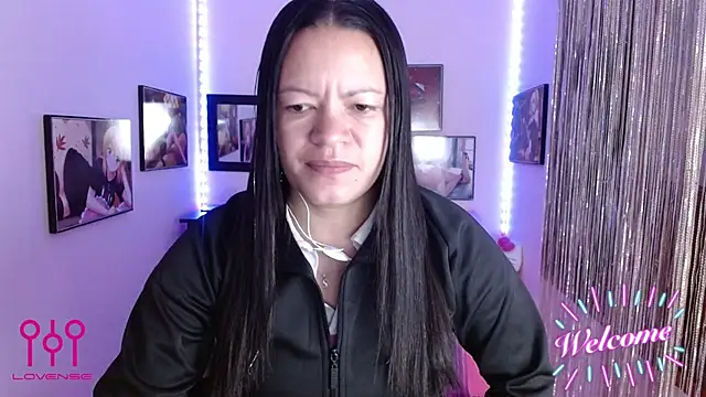 Cristal w online show from 09.11.25