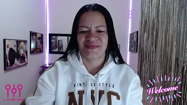 Cristal w online show from 09.30.25