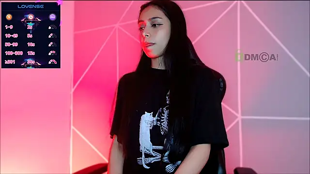 lilylouisee online show from 10.27.25