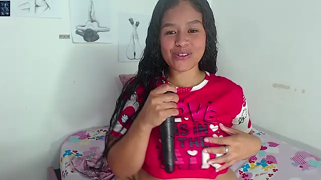 Snapshot of Hazel_donna chatting on 11.22.25 Hazel donna online show from 11.22.25