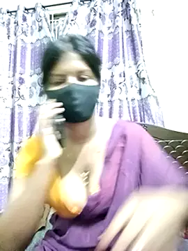 Snapshot of Anusri- chatting on 02.05.25 Anusri- online show from 02.05.25