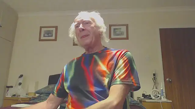 WaverlyKernow online show from 12.24.24