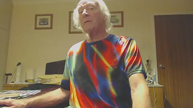 WaverlyKernow online show from 02.05.25