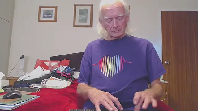 WaverlyKernow online show from 10.02.25