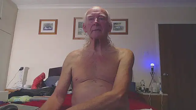 WaverlyKernow online show from 10.05.25