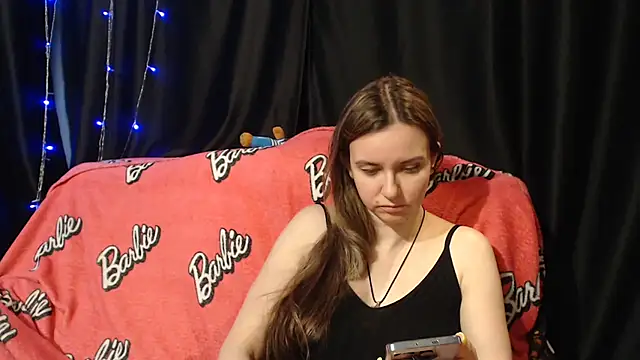 Snapshot of Milana69 chatting on 06.15.26 Milana69 online show from 06.15.26