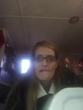 beelzebubblesxo online show from 10.31.25