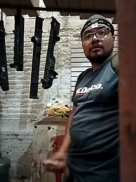 Snapshot of Bartolito001 chatting on 09.15.25 Bartolito001 online show from 09.15.25