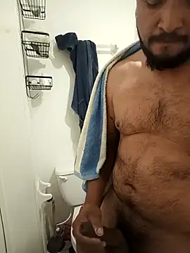 Snapshot of Bartolito001 chatting on 10.08.25 Bartolito001 online show from 10.08.25