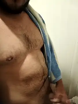 Snapshot of Bartolito001 chatting on 11.28.25 Bartolito001 online show from 11.28.25