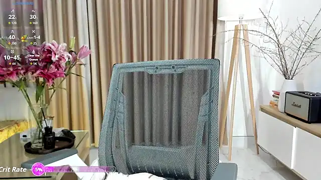  Joliie  online show from 02.25.26