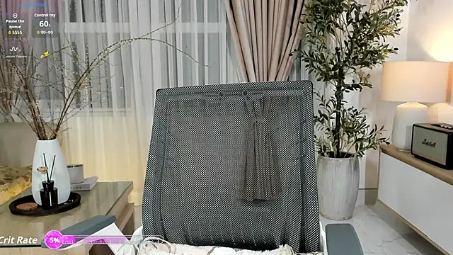  Joliie  online show from 03.17.26