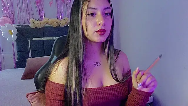 Lia 14  online show from 10.16.25