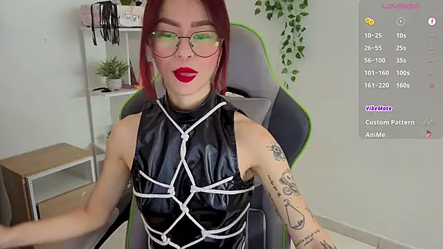 Snapshot of rosse_98_ chatting on 09.16.25 rosse 98 online show from 09.16.25