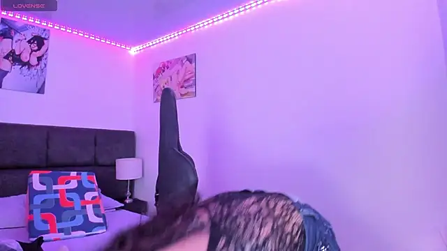 Megan Miles02 online show from 11.15.25