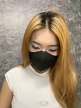 Snapshot of -KathySweet- chatting on 03.20.25 -KathySweet- online show from 03.20.25