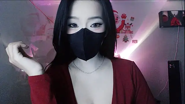 Snapshot of -KathySweet- chatting on 11.15.25 -KathySweet- online show from 11.15.25