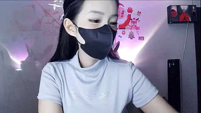 Snapshot of -KathySweet- chatting on 11.17.25 -KathySweet- online show from 11.17.25